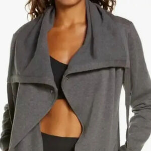 Plus size Zella Amazing Cozy Wrap Jacket in Grey Charcoal size 3X